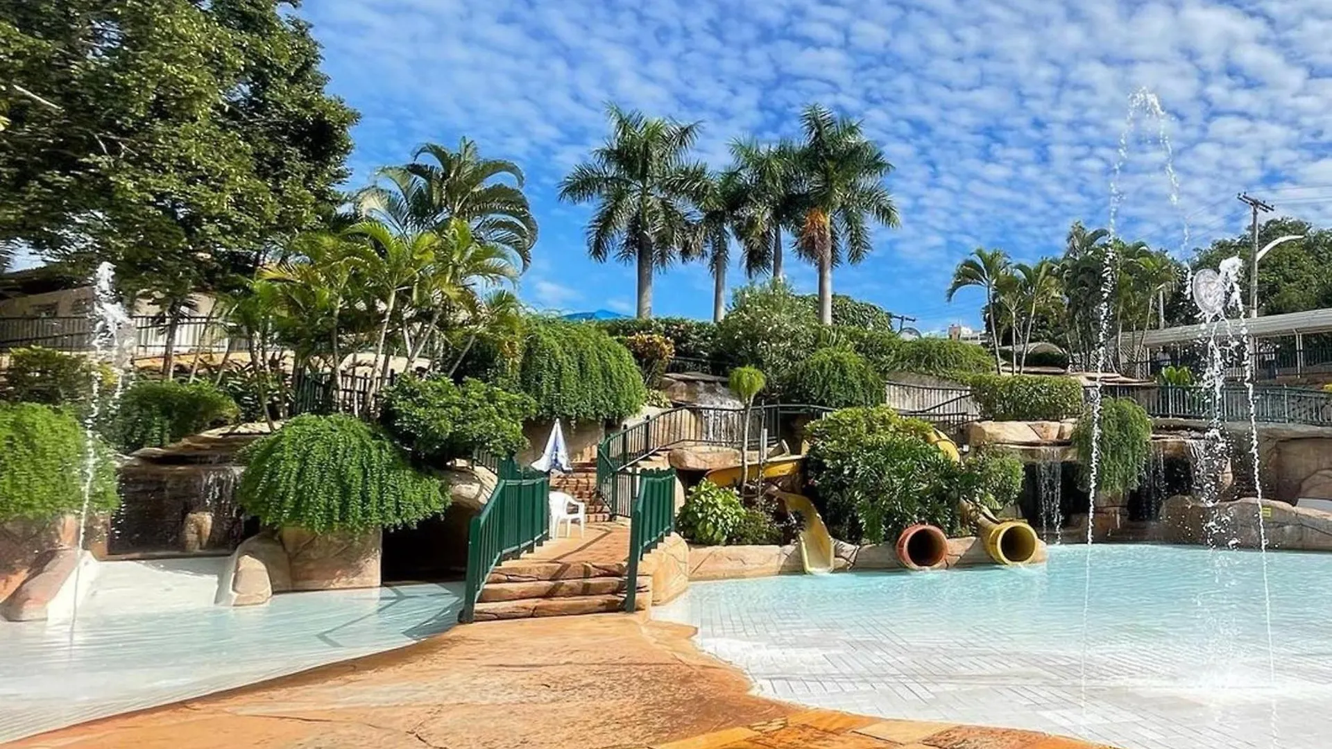 Daire Spazzio Diroma - Caldas Novas - Ate 4 Pessoas - Incluso Parque Do Hotel 24 Horas